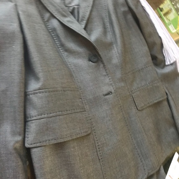 Women Anne Klein Pants Suit w Scarf NWT Size 10 - Picture 3 of 6